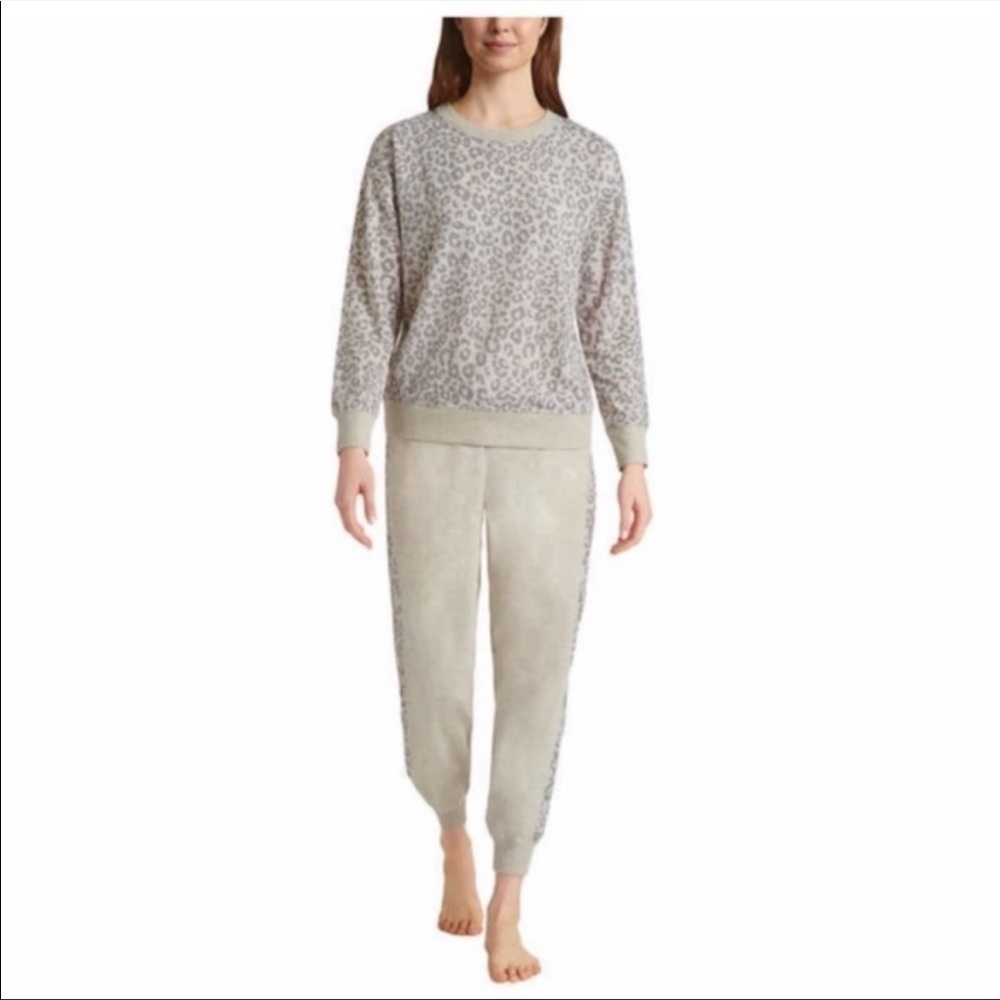 Splendid Tan Cheetah Print Long Sleeve Matching Pajama Set
